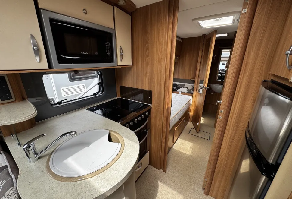 Swift Bolero 712SB  2012
