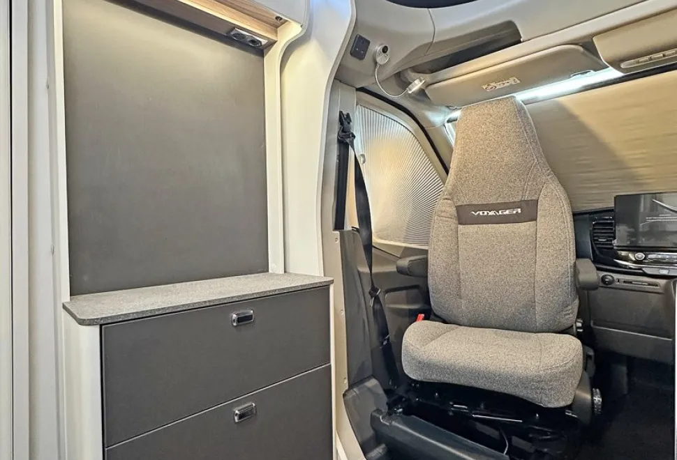 Swift  Voyager 475 2026