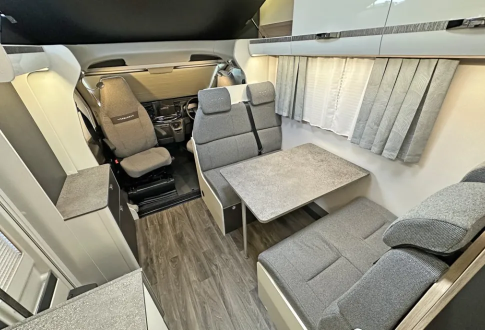 Swift  Voyager 475 2026