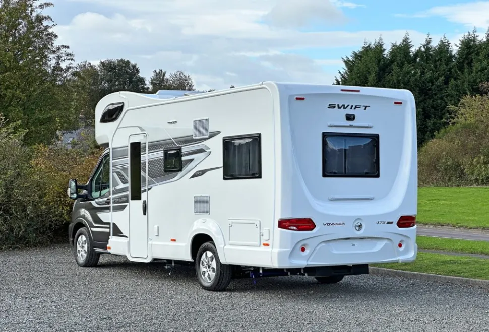 Swift  Voyager 475 2026