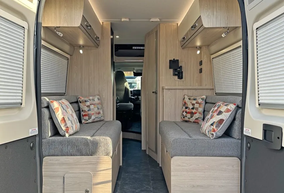 Elddis  Autoquest CV80 2026