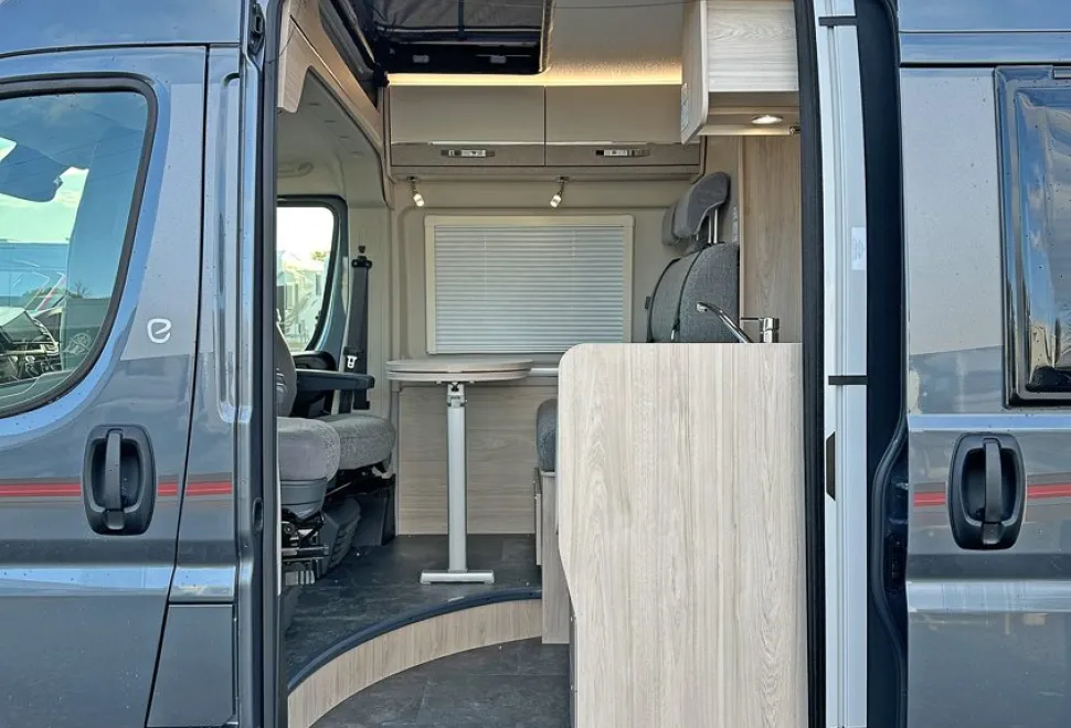 Elddis  Autoquest CV80 2026