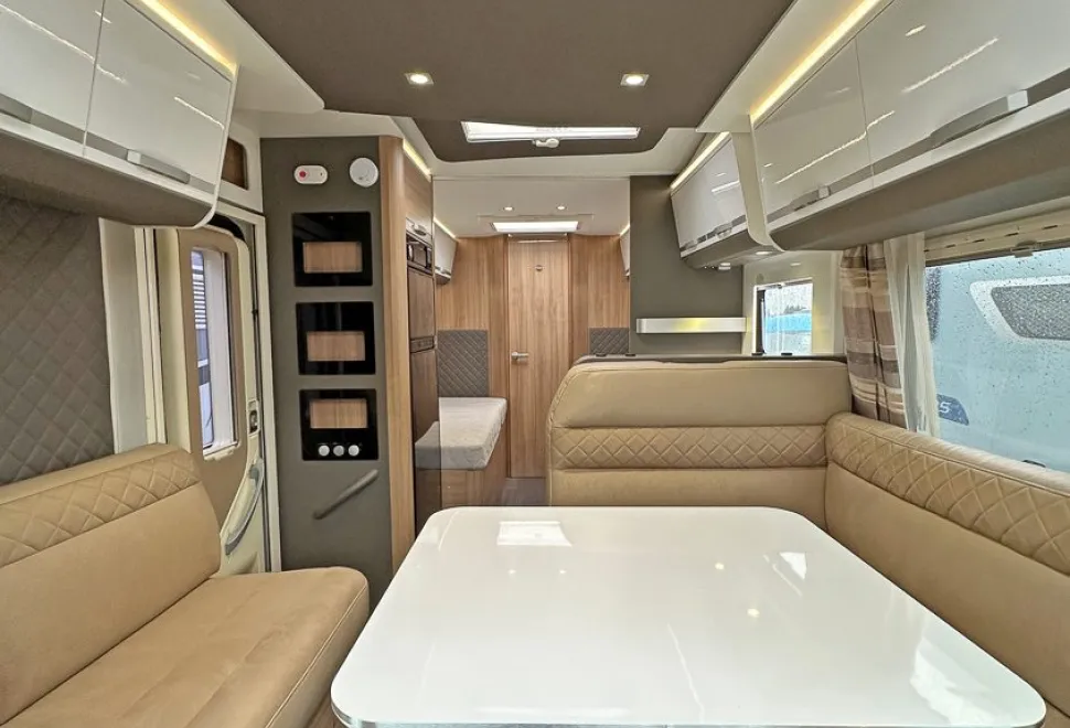 Adria  Matrix Plus 670 SLT 2018
