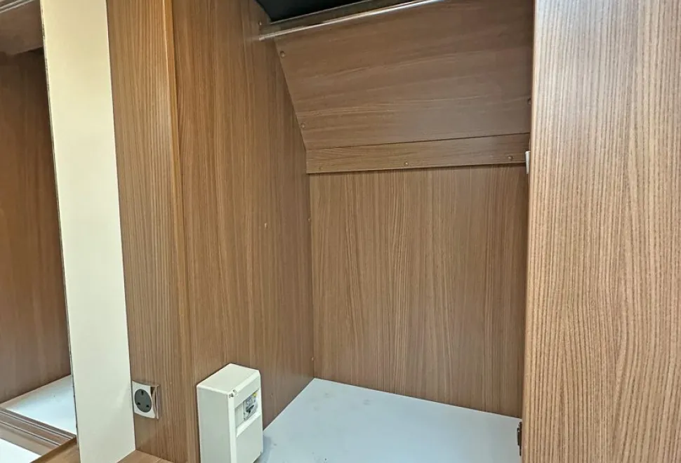 Burstner  Ixeo IT 680 G 2017