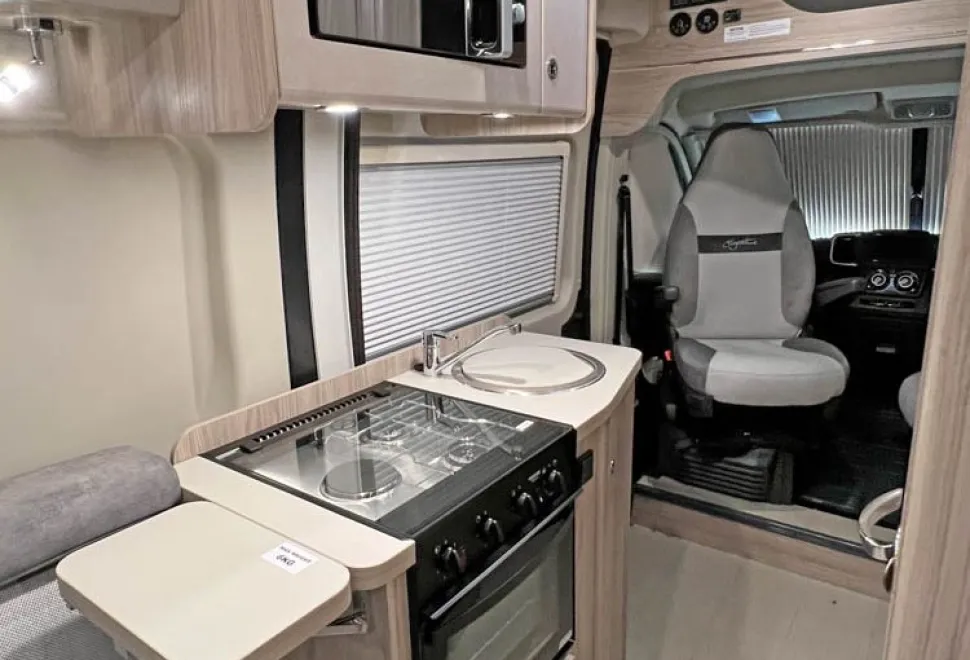 Elddis  Signature CV20 2022