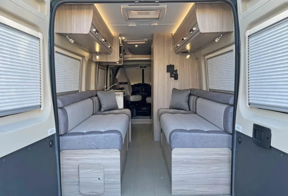 Elddis  Signature CV20 2022