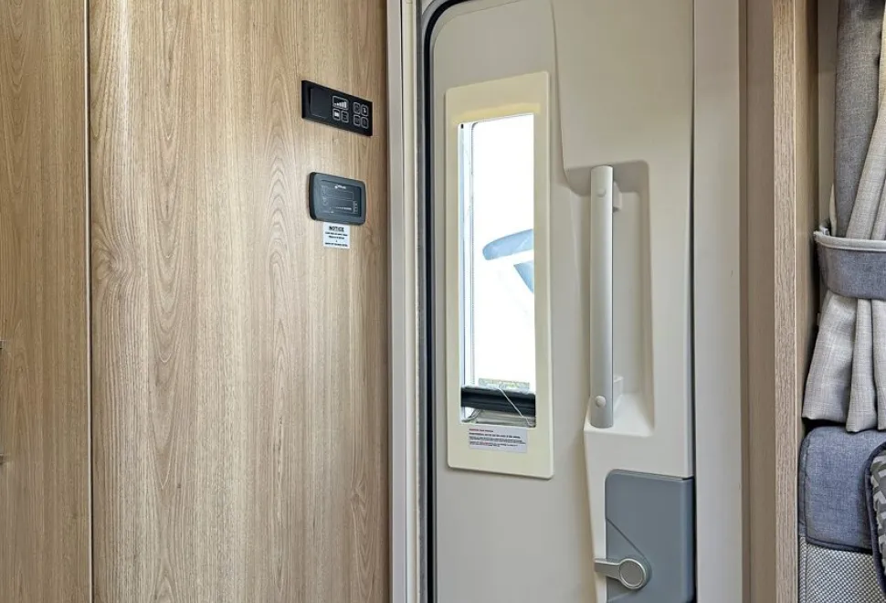 Elddis  Signature 155 2020