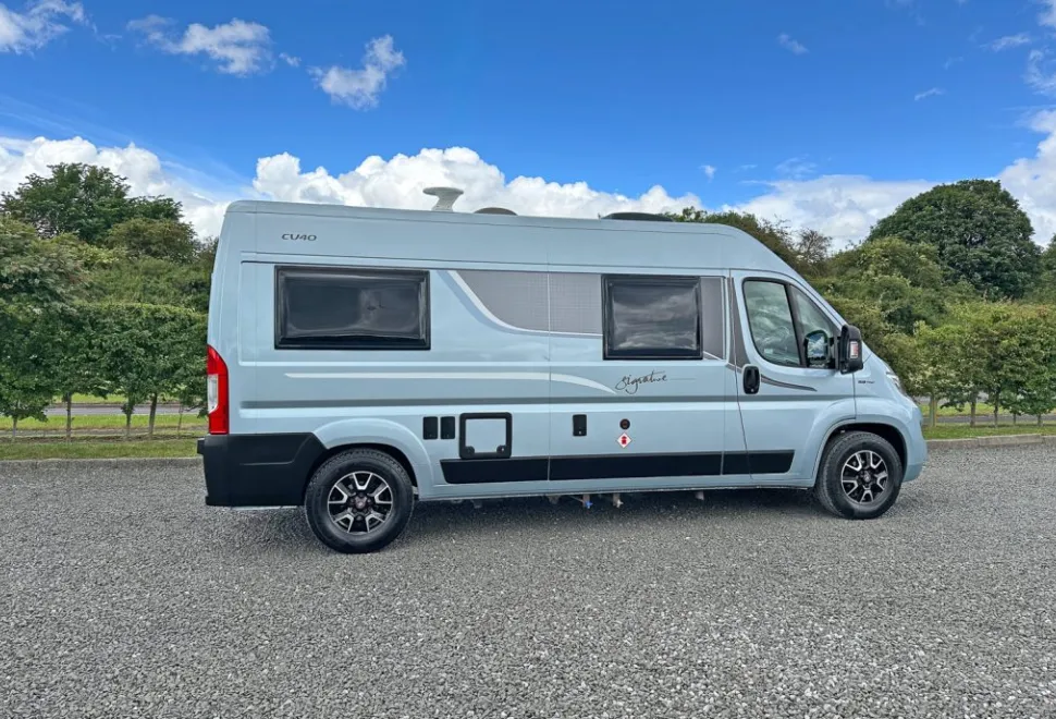 Elddis  Signature CV40 2021