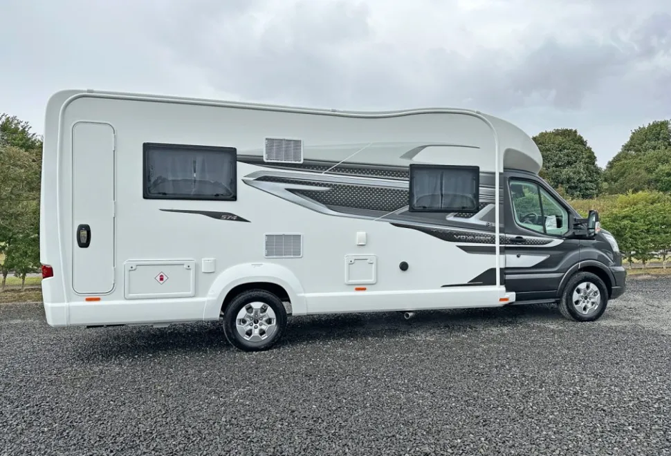 Swift  Voyager 574 2026