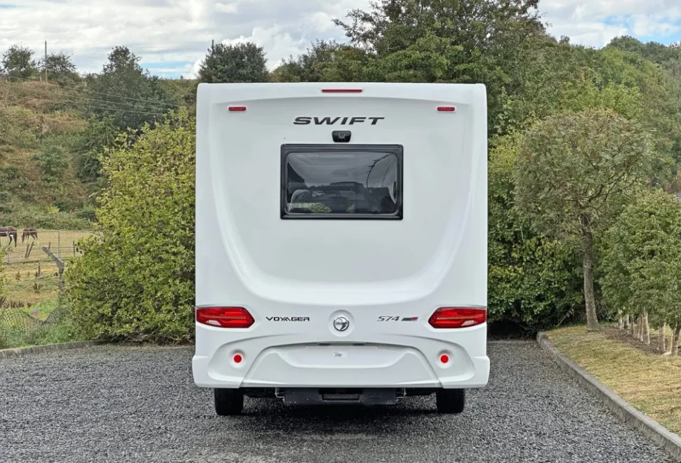 Swift  Voyager 574 2026
