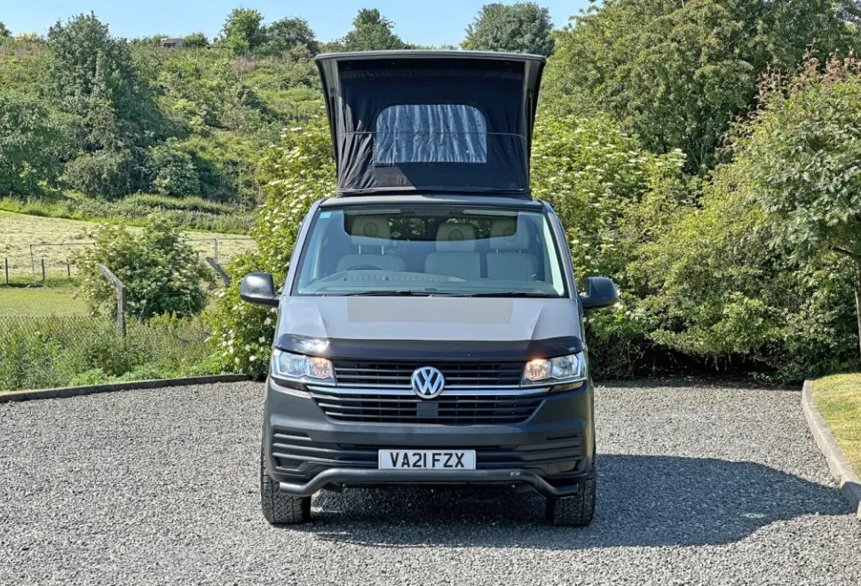 Volkswagen  Campervan 2021