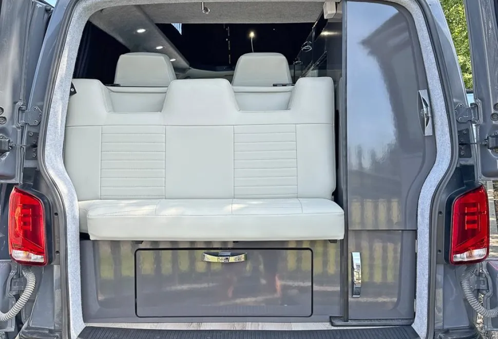 Volkswagen  Campervan 2021