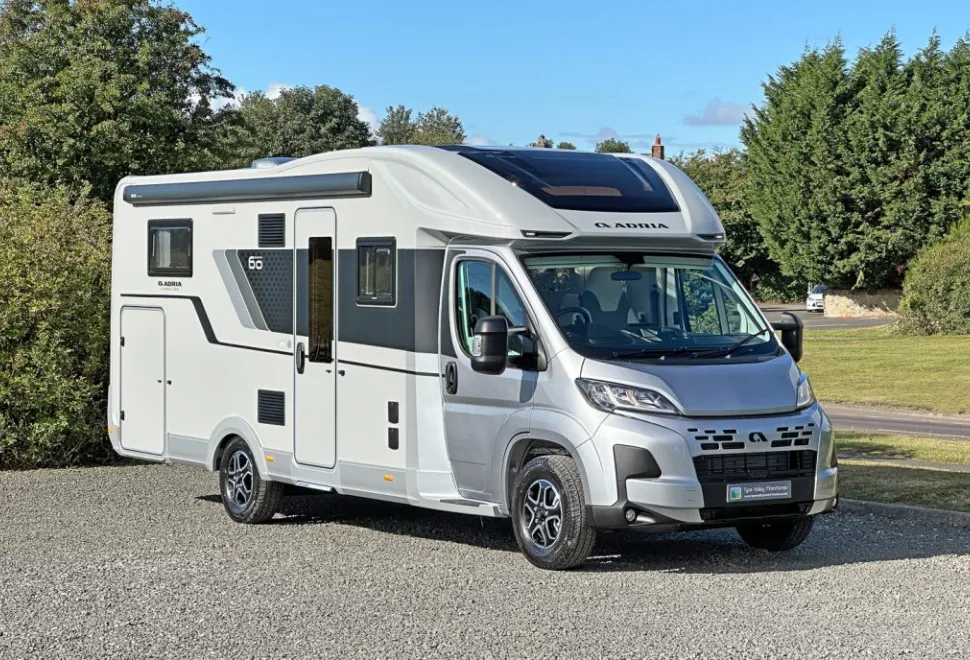 Adria  Coral 60YR 670 DL 2026