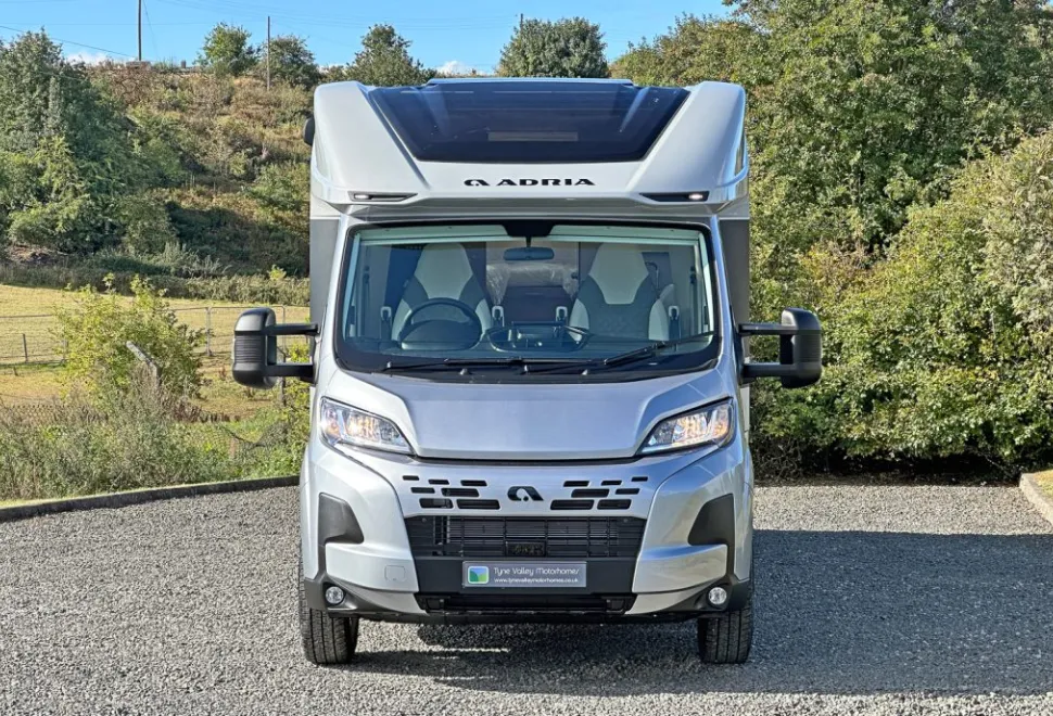 Adria  Coral 60YR 670 DL 2026