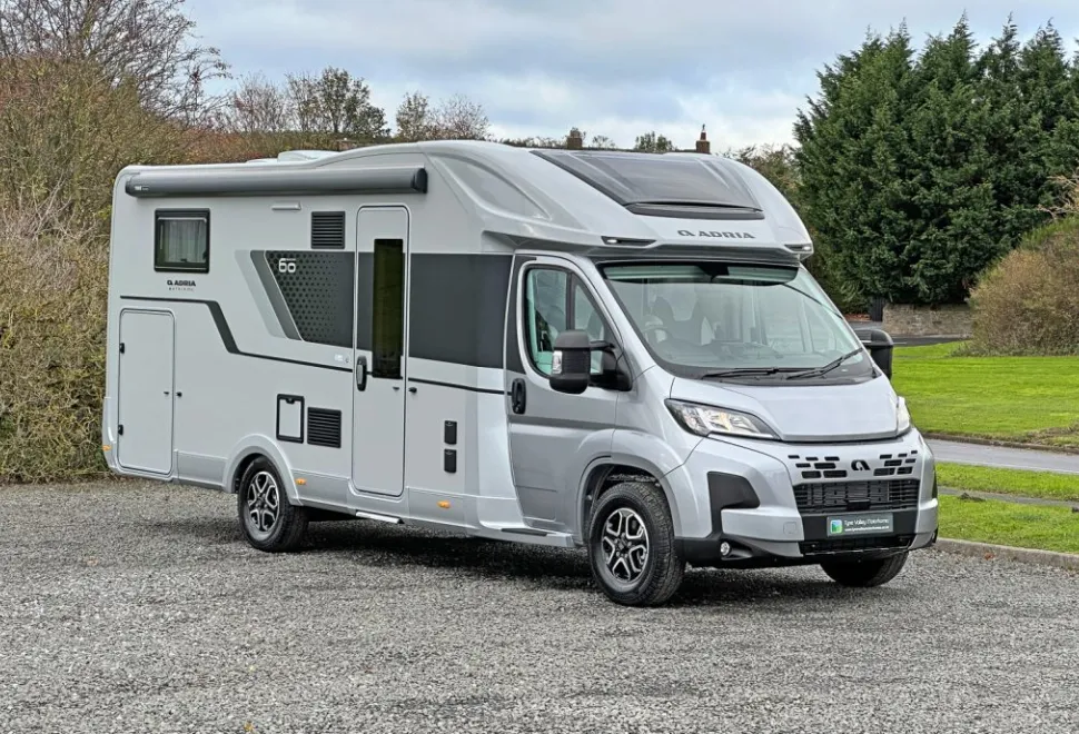 Adria  Matrix 60YR 670 SL 2026