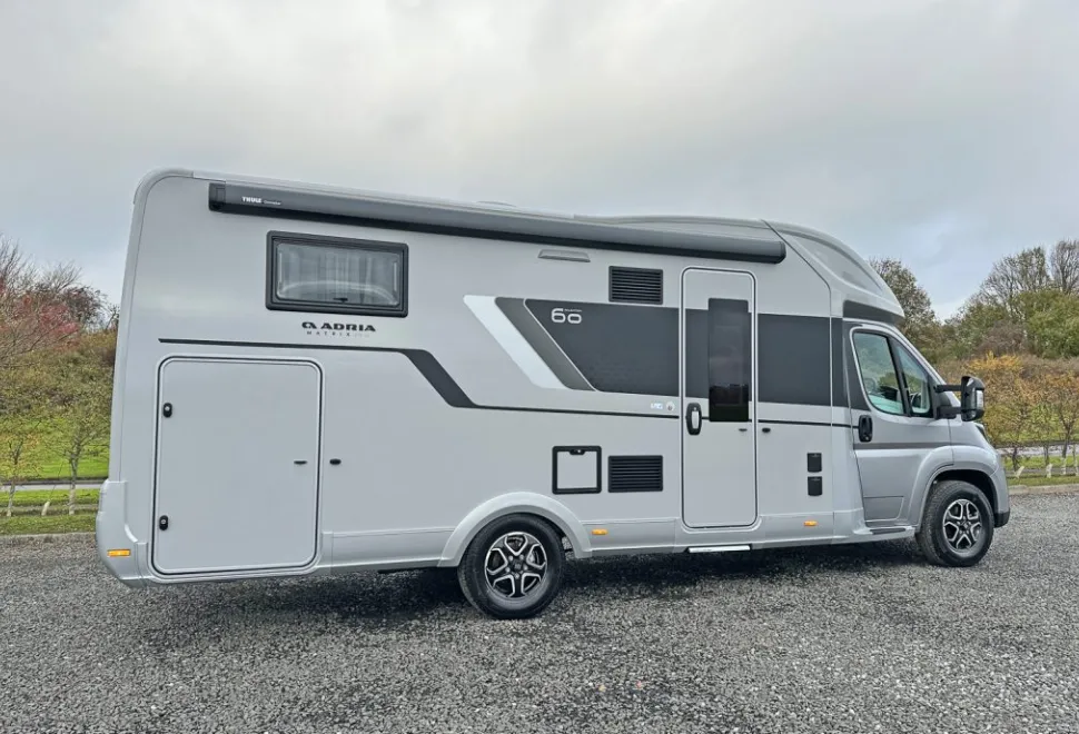 Adria  Matrix 60YR 670 SL 2026