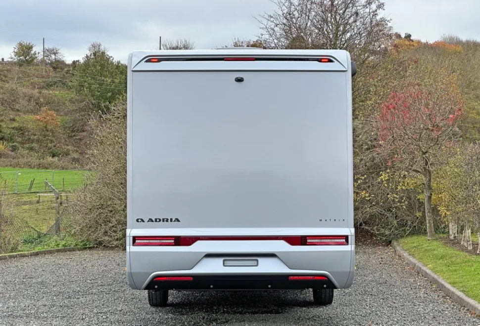 Adria  Matrix 60YR 670 SL 2026