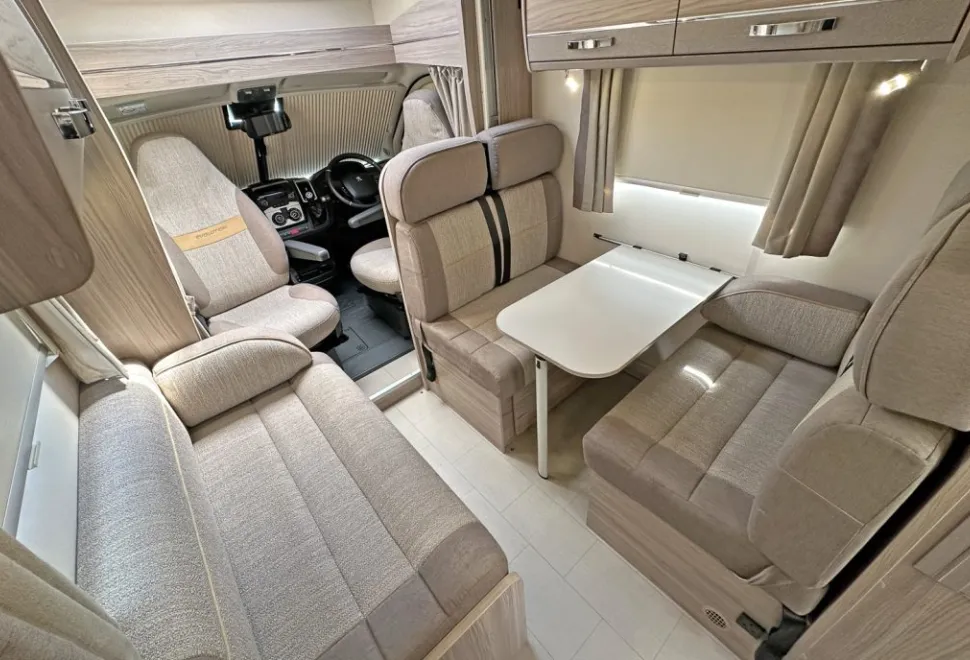 Elddis  Evolution 196 2021