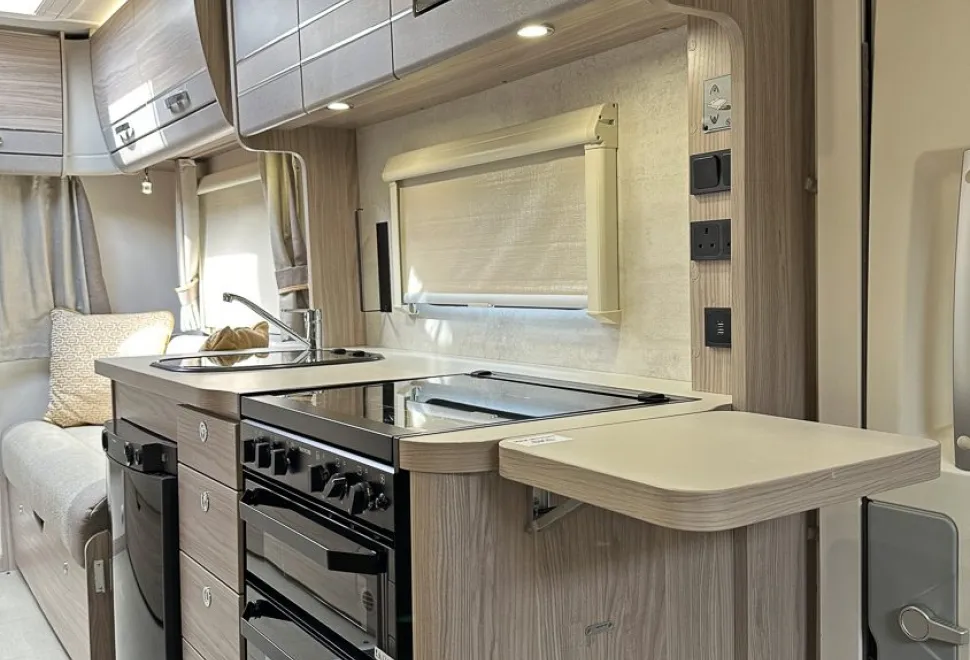 Elddis  Evolution 196 2021