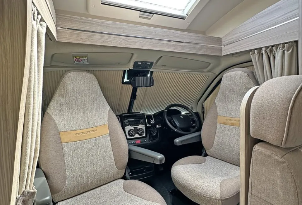 Elddis  Evolution 196 2021