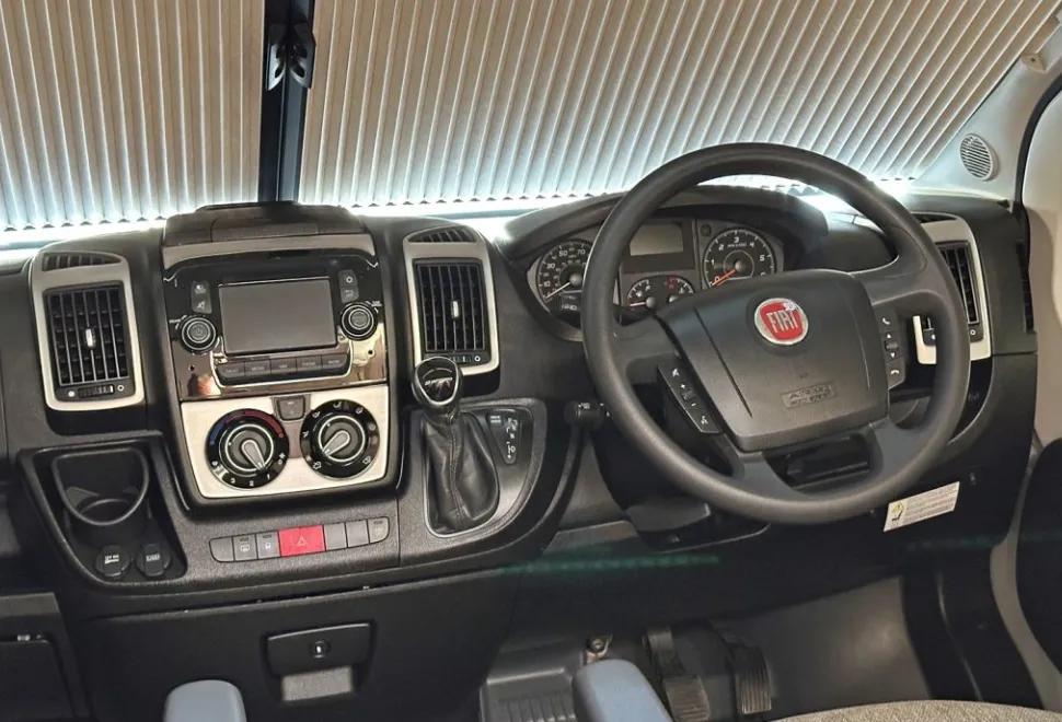 Elddis  Kensington CV40 2020