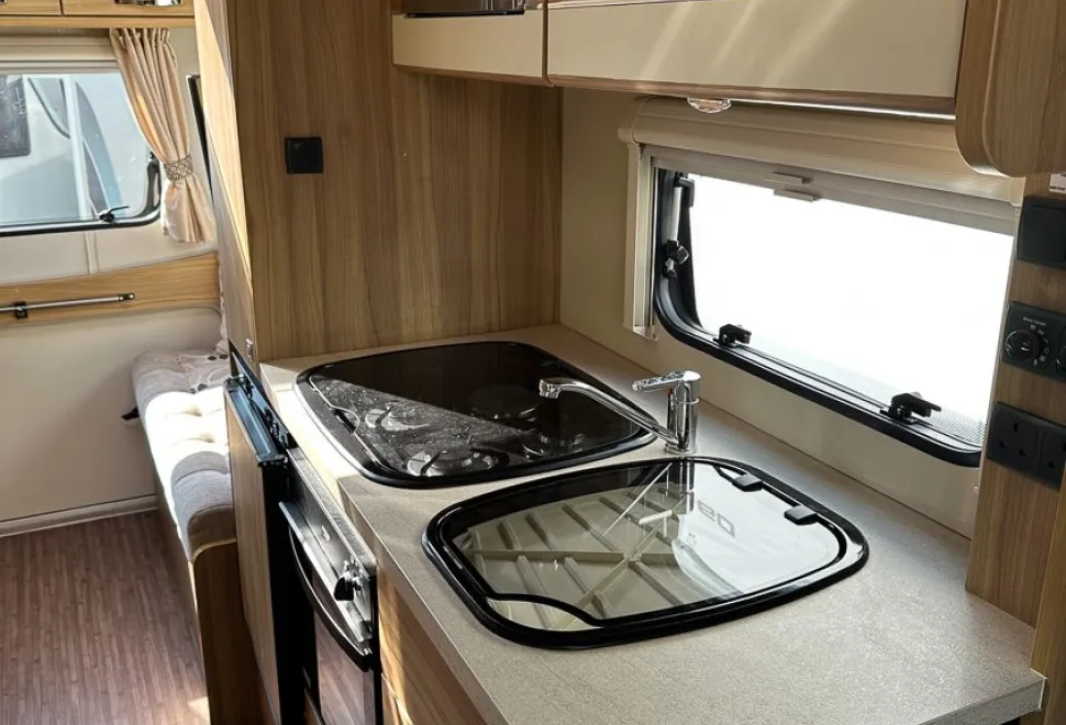 Elddis  Majestic 135 2015