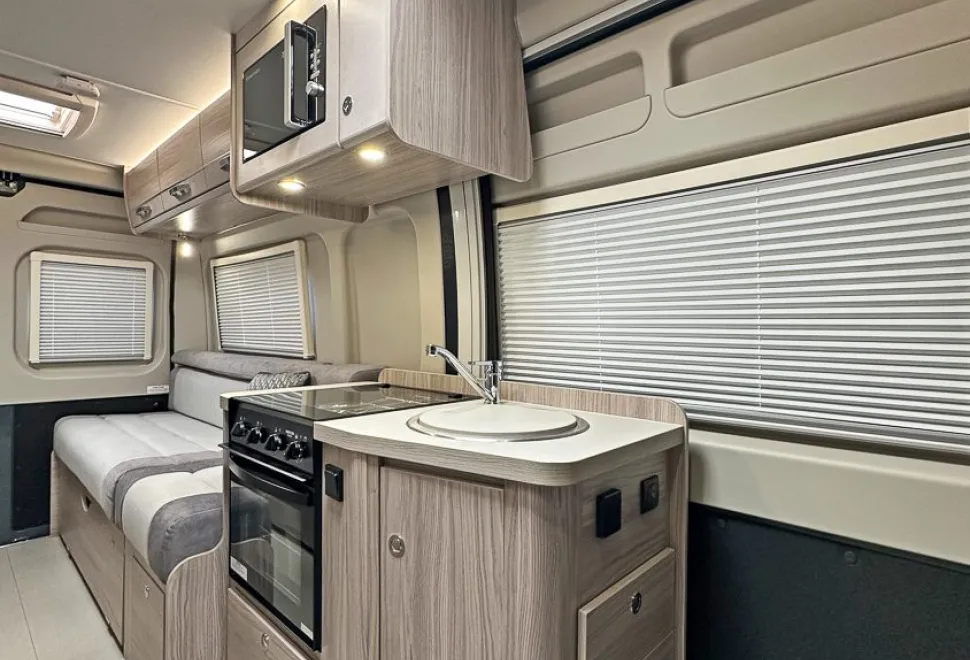 Elddis  Signature CV20 2024