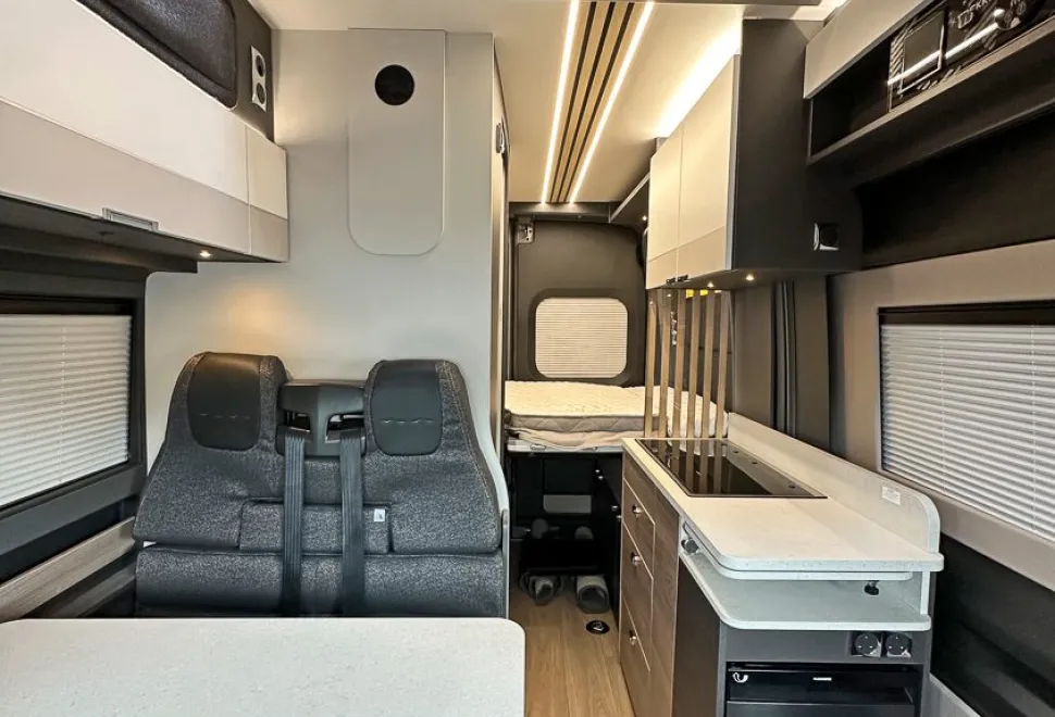 Swift  Trekker S 2024