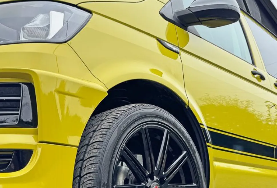 Volkswagen  Campervan 2019