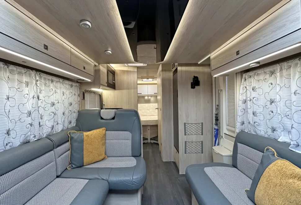 Auto-Trail  F-Line F-74 2024