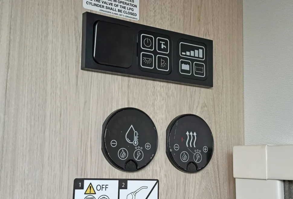Elddis  Signature 120 2026