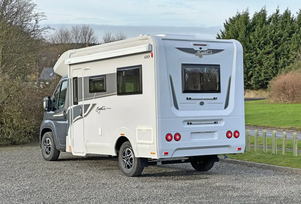 Elddis  Signature 120 2026