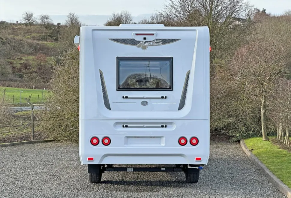 Elddis  Signature 120 2026