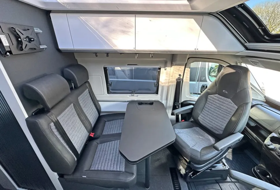Adria  Twin Supreme 600 SPB 2026
