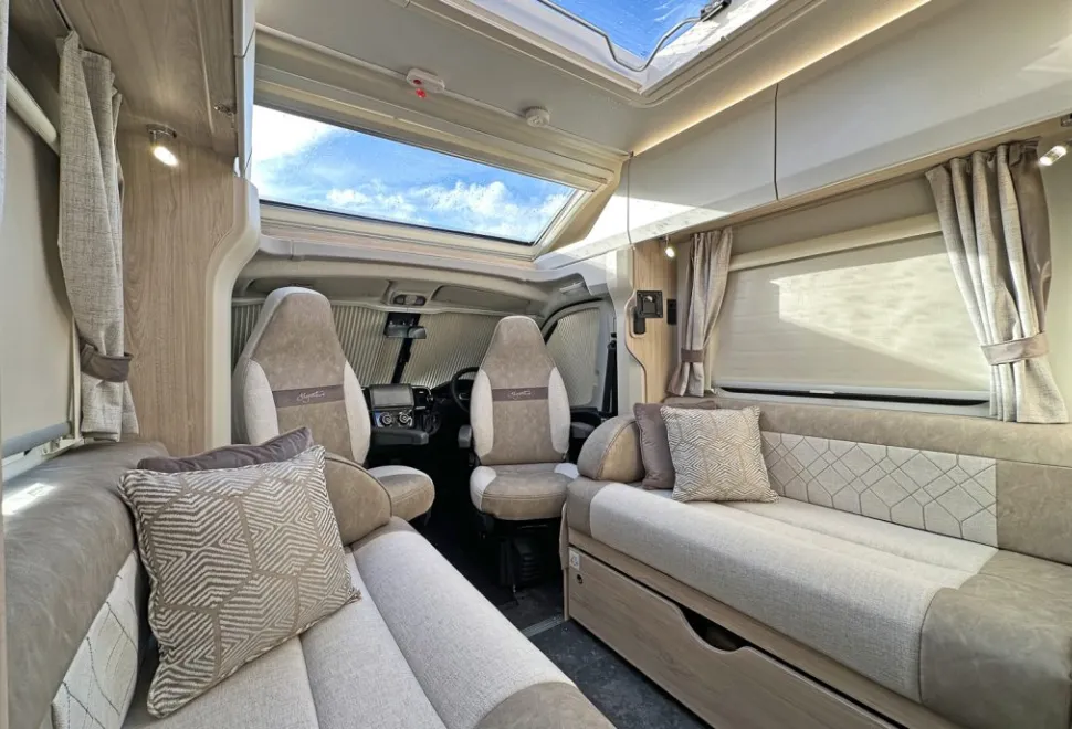 Elddis  Signature 194 2026
