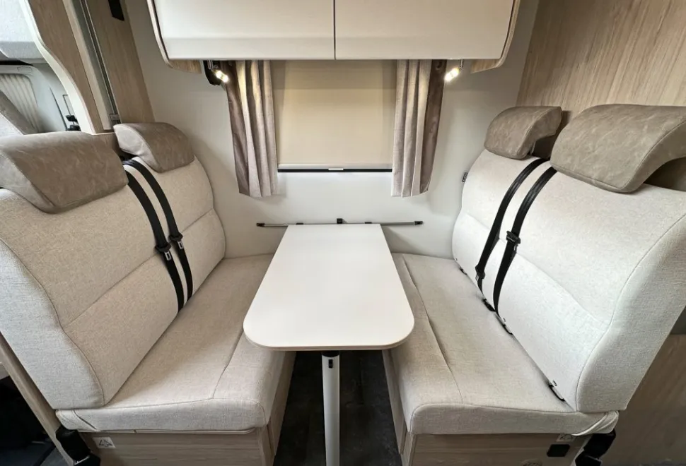 Elddis  Signature 196 2026