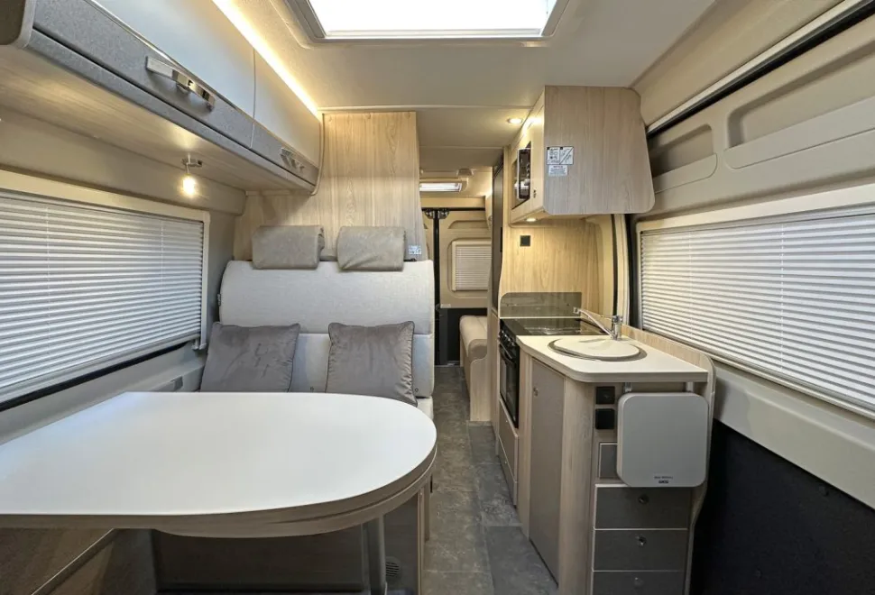 Elddis  Signature CV40 2026
