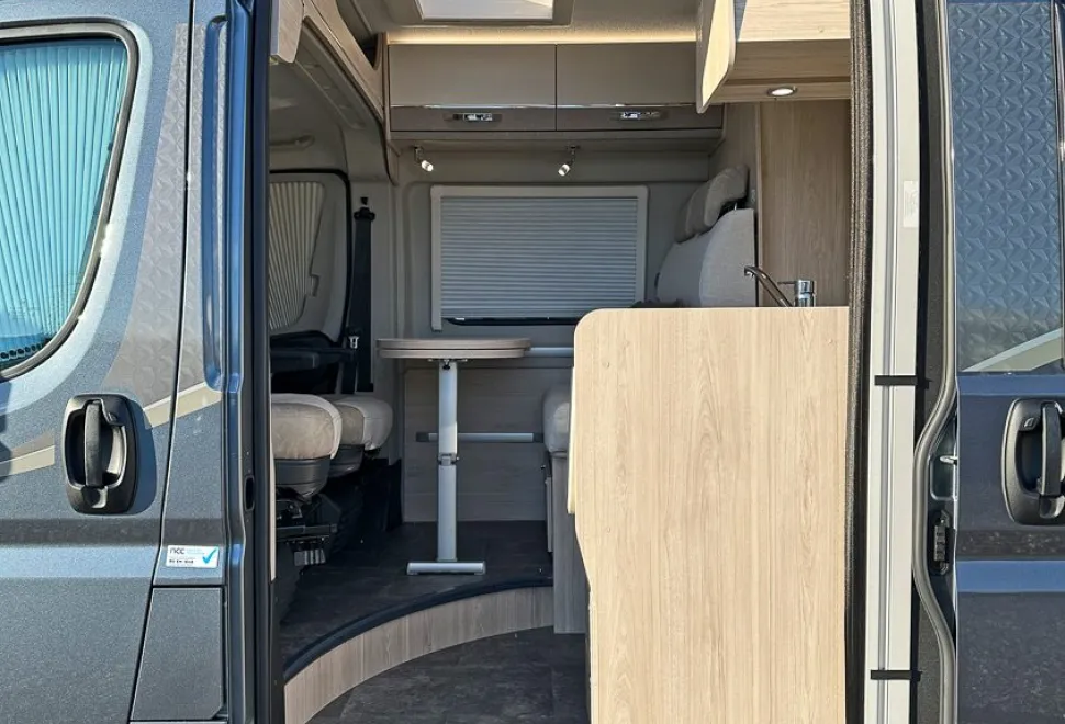Elddis  Signature CV40 2026