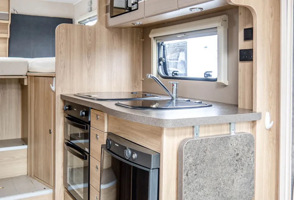 Elddis Autoquest 194 2019
