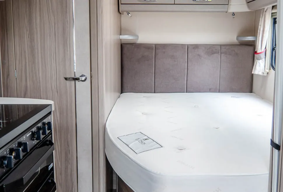 Elddis Majestic 155 2021