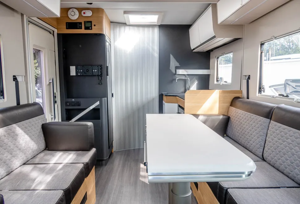 Adria Matrix 600 DT Plus 2021