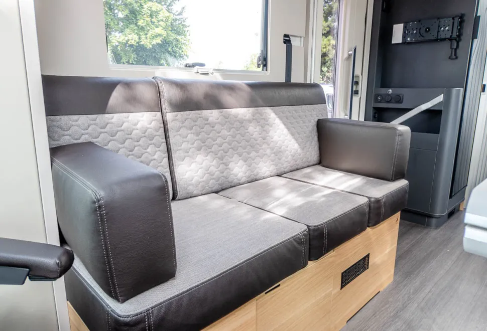 Adria Matrix 600 DT Plus 2021