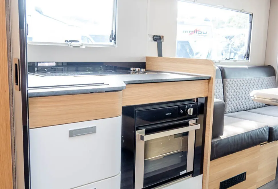 Adria Matrix 600 DT Plus 2021