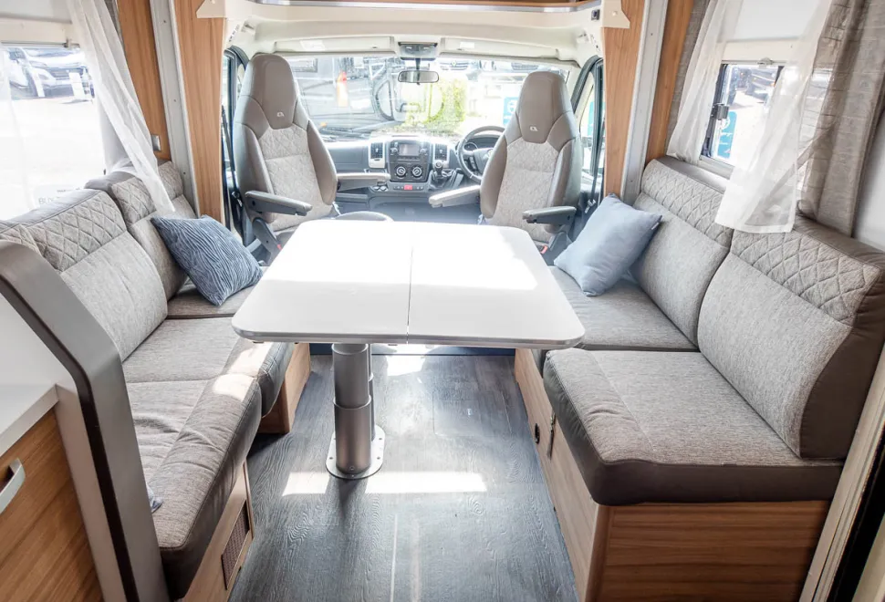Adria Matrix 600 DT Plus 2021