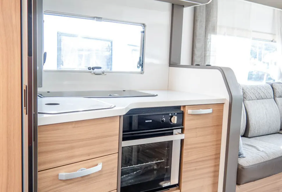 Adria Matrix 600 DT Plus 2021