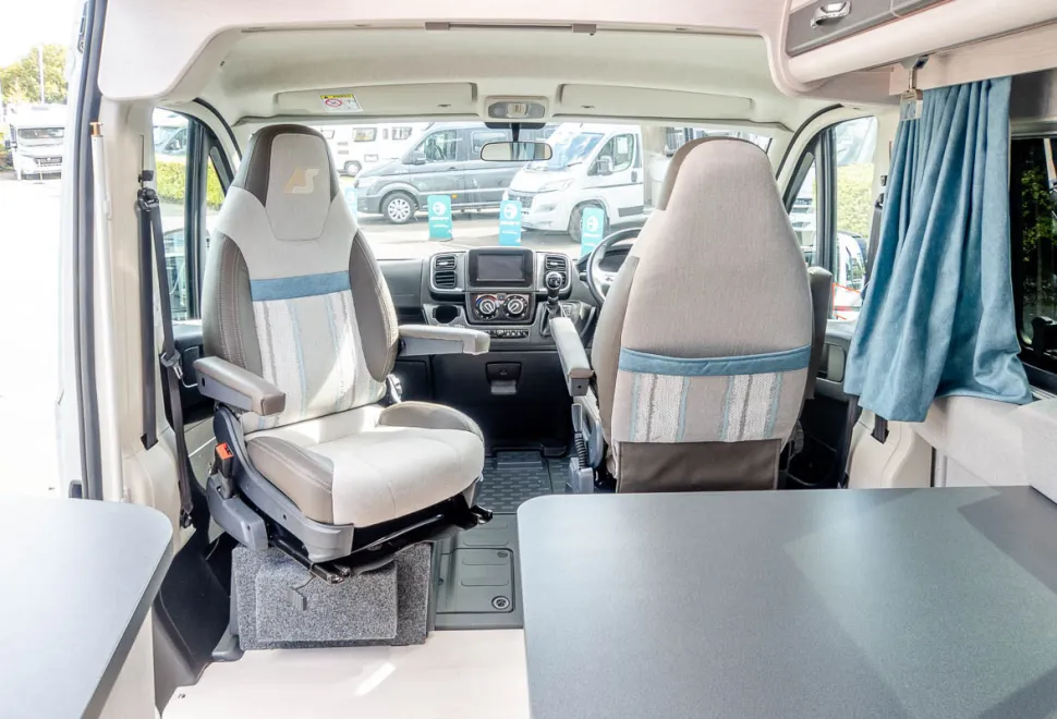 Autosleeper Fairford Plus 2022