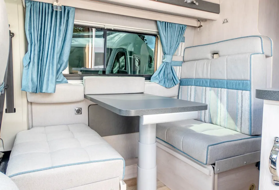 Autosleeper Fairford Plus 2022