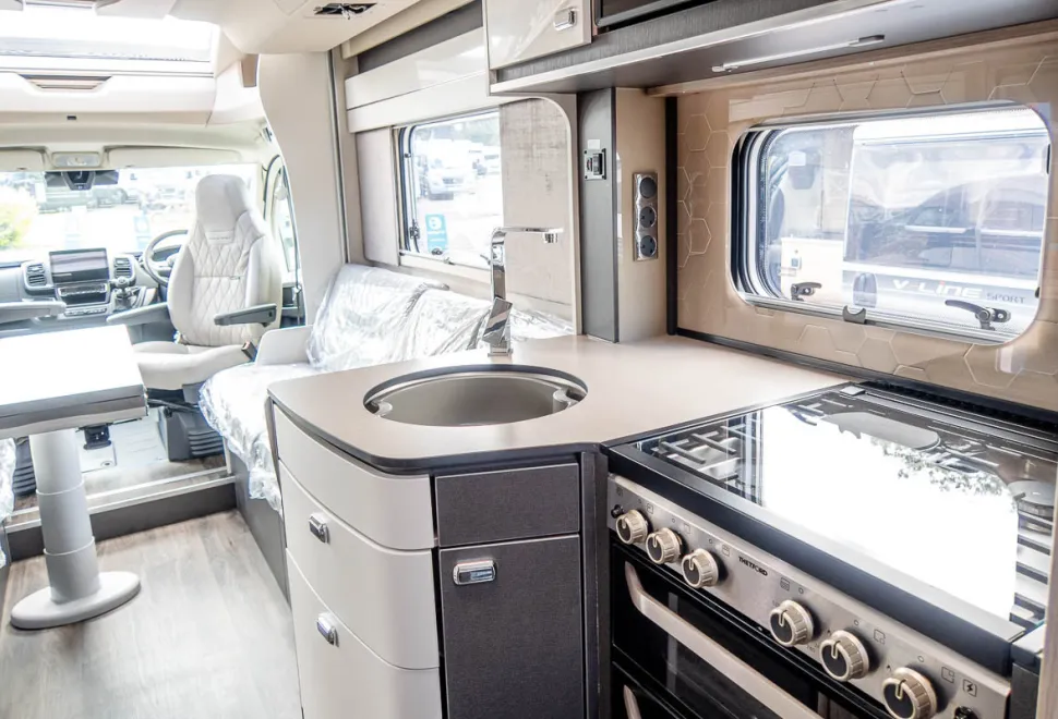 Swift Kontiki 774 