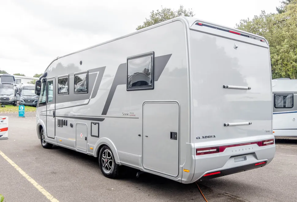 Adria Sonic Supreme 700 DC 