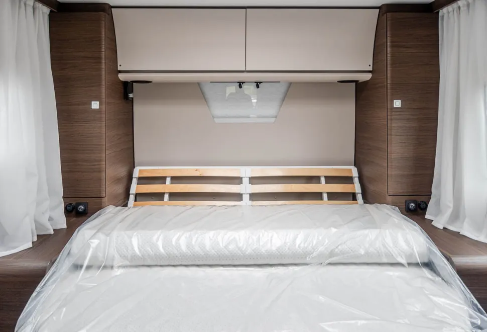 Adria Sonic Supreme 700 DC 